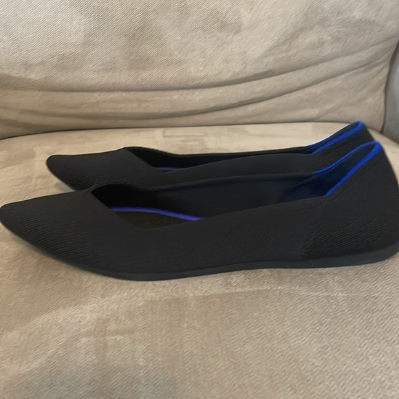 Black Rothy’s the point - Picture 3 of 4